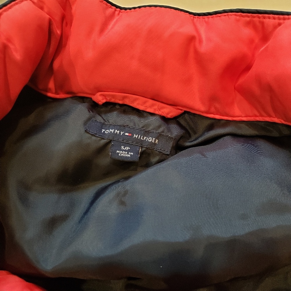 Tommy Hilfiger Quilted Vest View 4